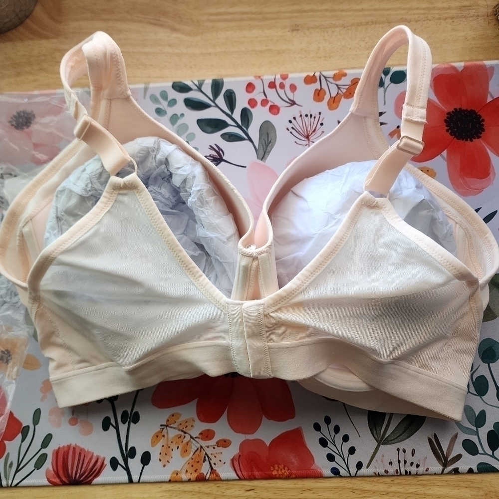 Breezies Nude Underwire Comfort Bra NWT 44DDD - Picture 2 of 7